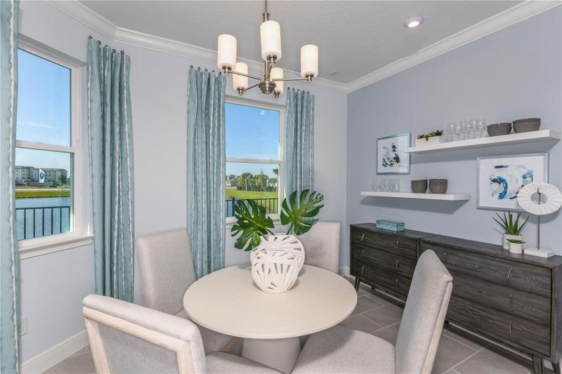 Model Dining