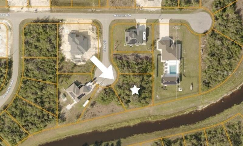 Oversized lot on a canal