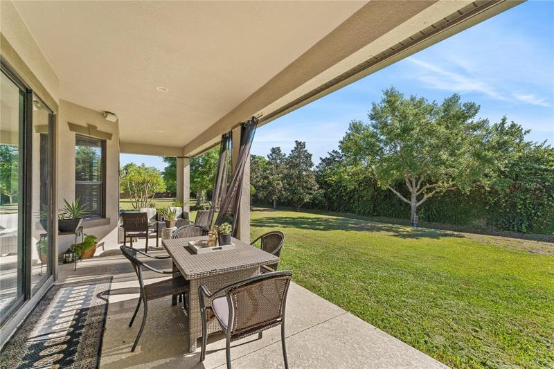 Pathyway to Owner's Private Park & Entry Direct on Seminole Wekiva Trail