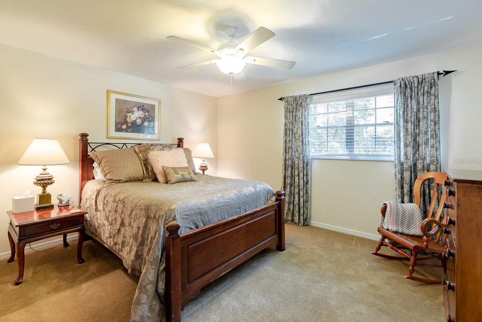 Upstairs bedroom 2