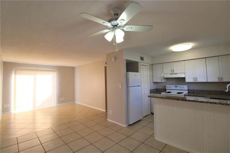 KITCHEN/LIVING AREA