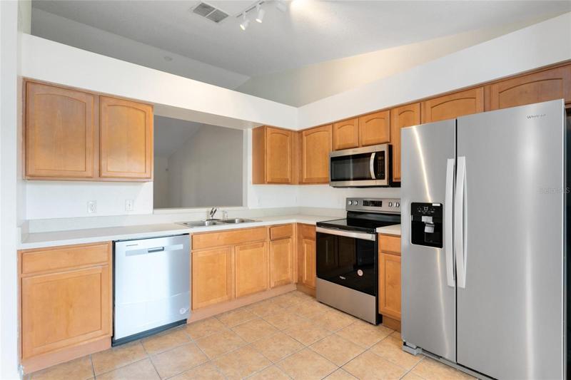 Kitchen with NEW Stainless Appliances