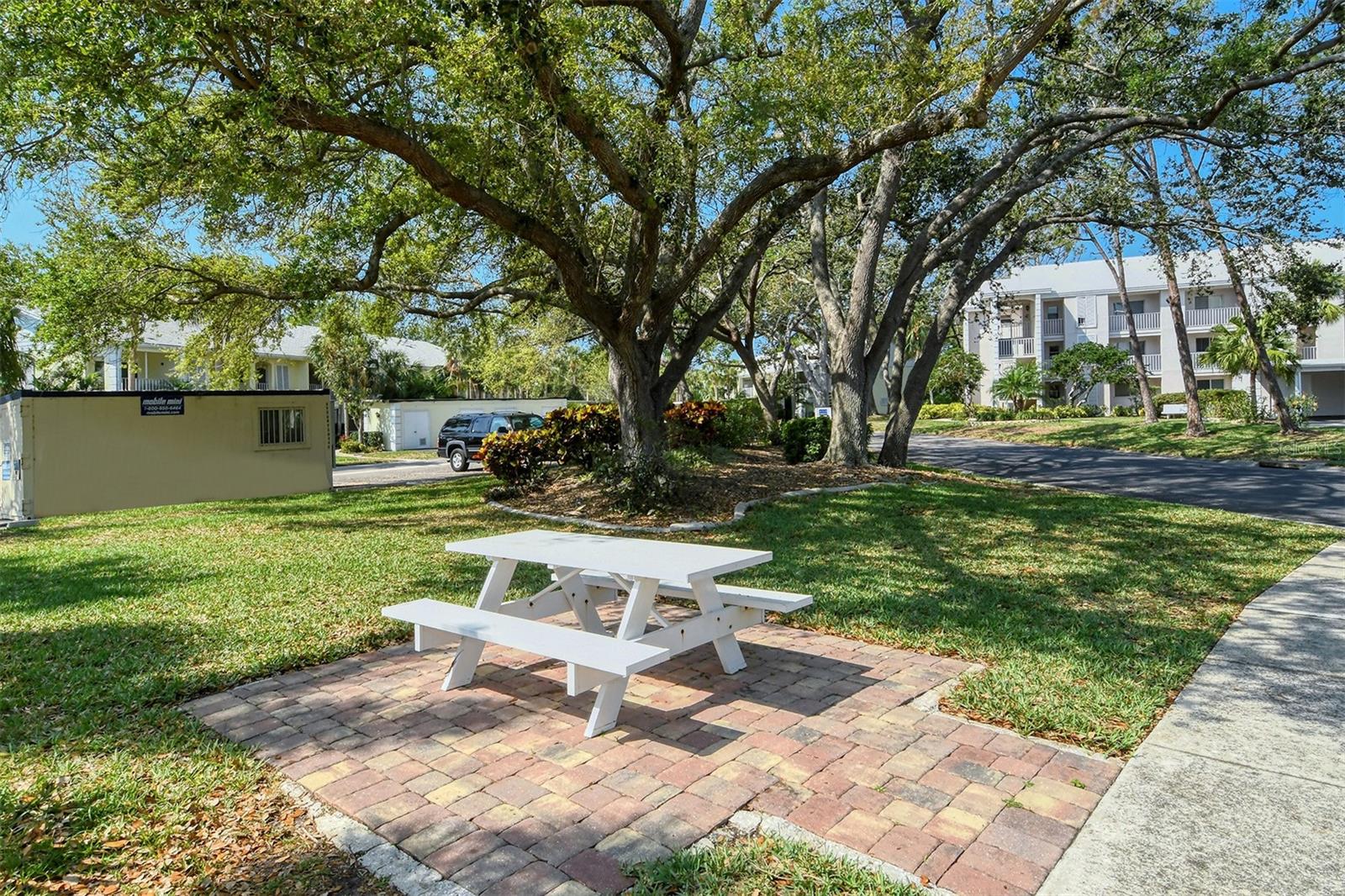 Community picnic area