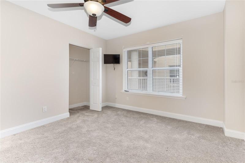 Bedroom 2.1