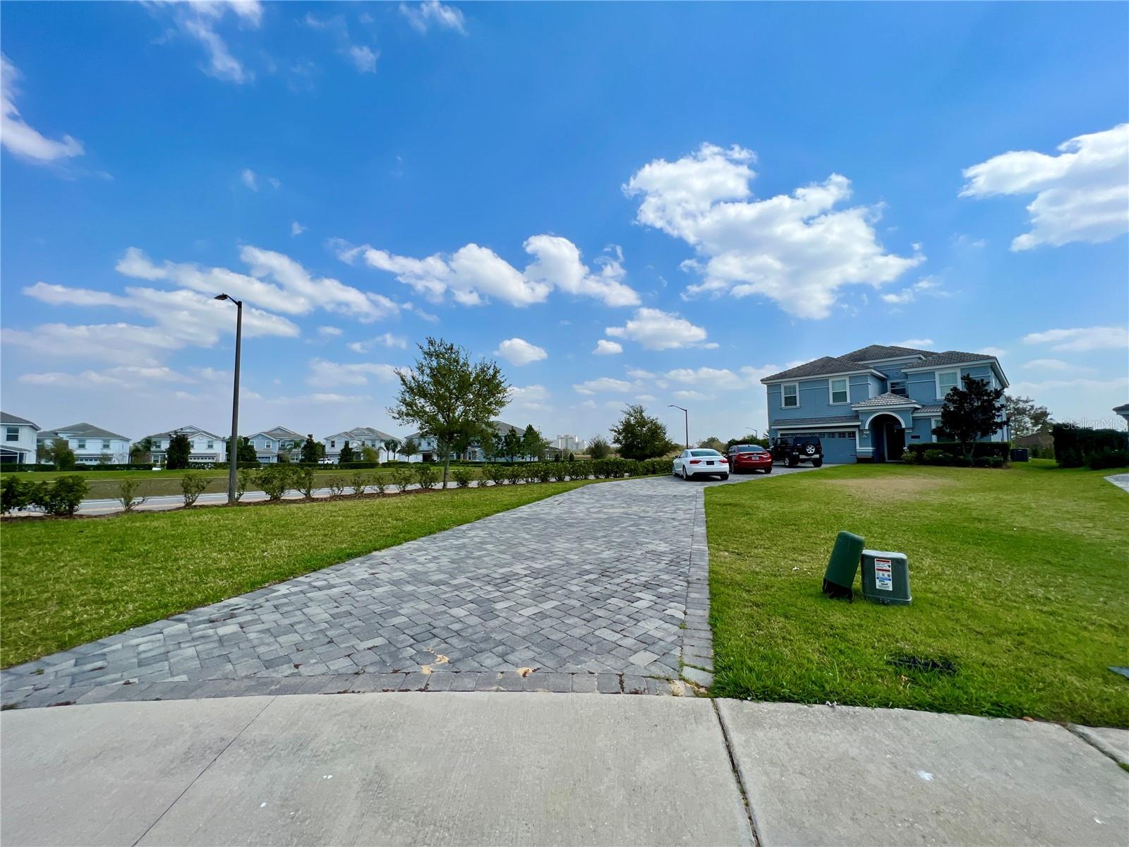 Oversized driveway/ Entrance