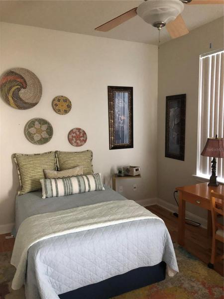 Queen Bed - Bedroom number 3