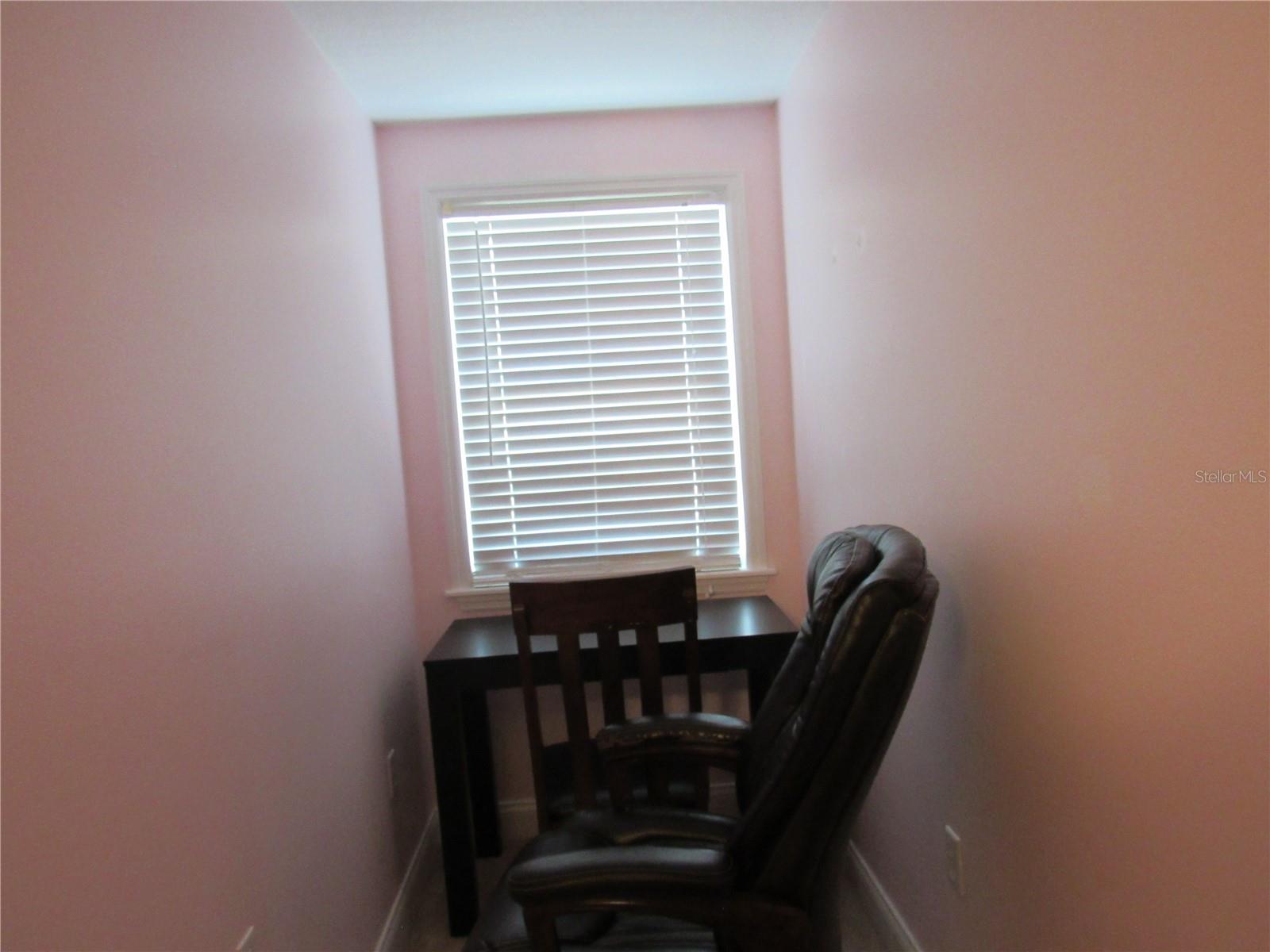 Bonus office area