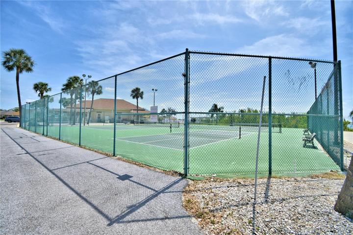 Tennis