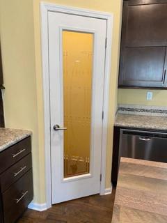 WALK IN PANTRY
