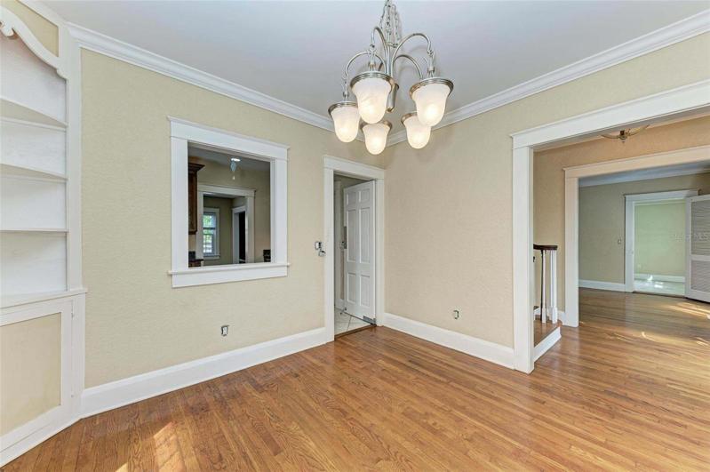 Dinning Room 02