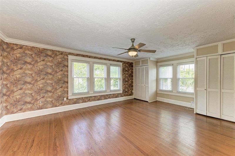 Master Bedroom 01