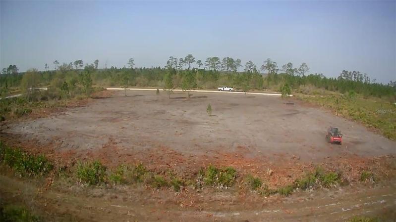 LOT 080 AND LOT 090 ARE IN THE SAME PHOTO
