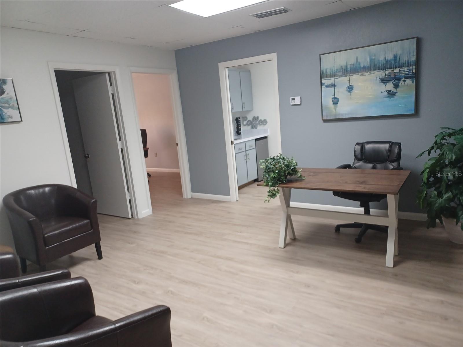 Reception/waiting room