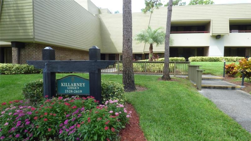 Front Entrance to Killarney Building