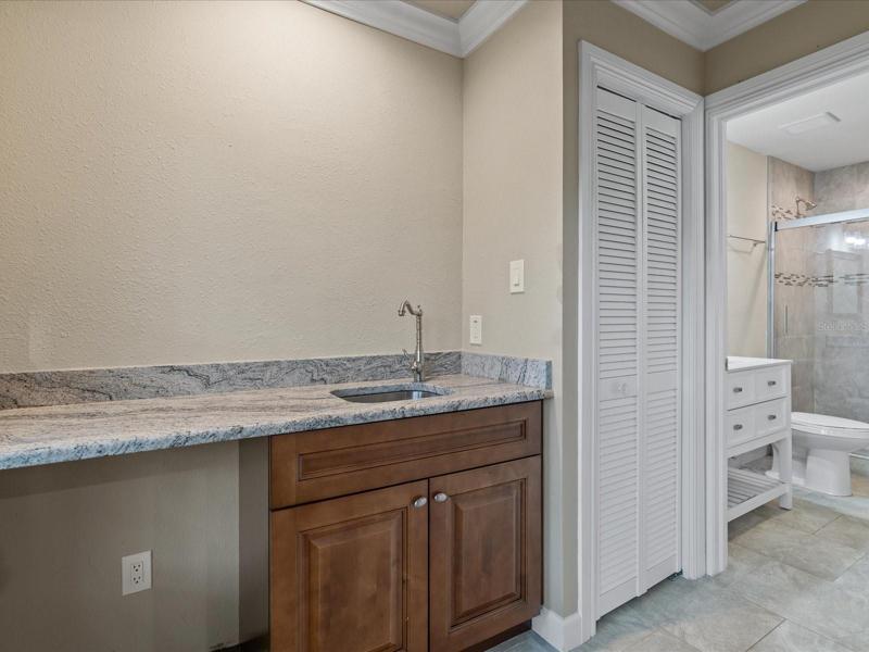 Great Room Wet Bar