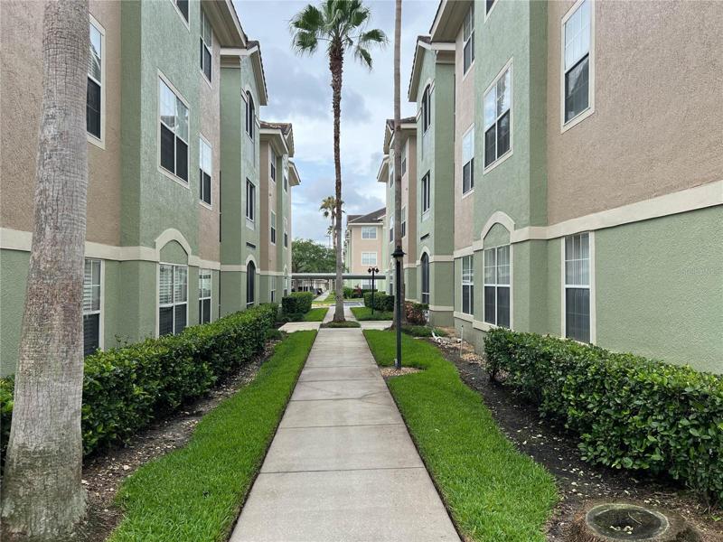 IMMACULATE LANSCAPING EVERYWHERE! EMBELLISHES YOUR PRIDE OF OWNERSHIP!