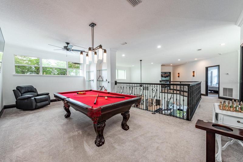 BONUS/LOFT SPACE w/ POOL TABLE!