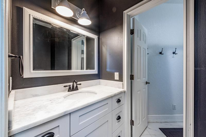 SECOND FLOOR/GUEST BATH. 