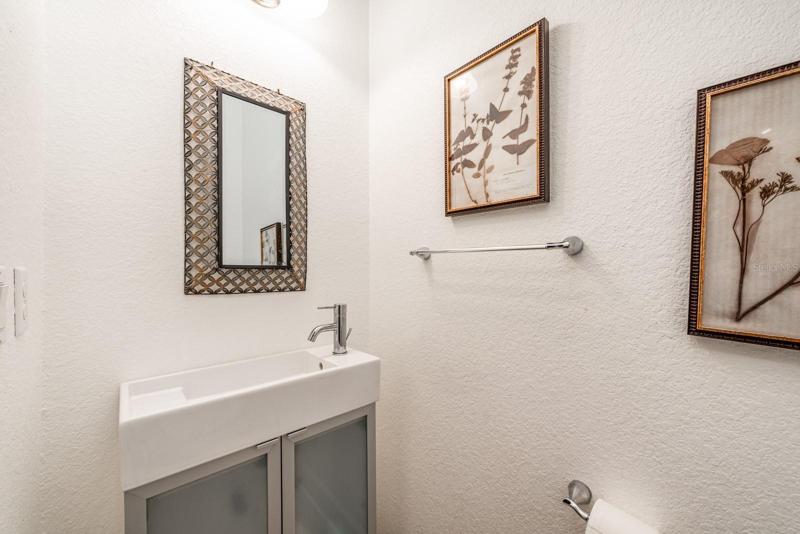 GUEST HOUSE/HALF BATH. 