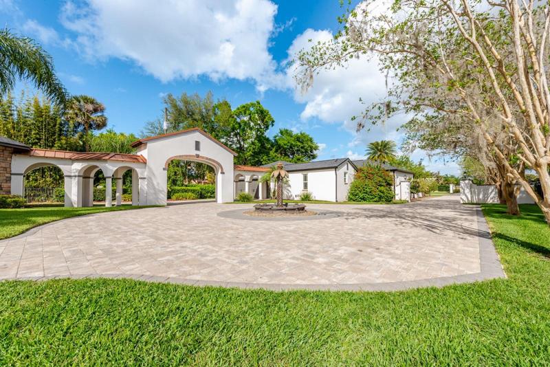 A stunning breezeway connects the two homes! 