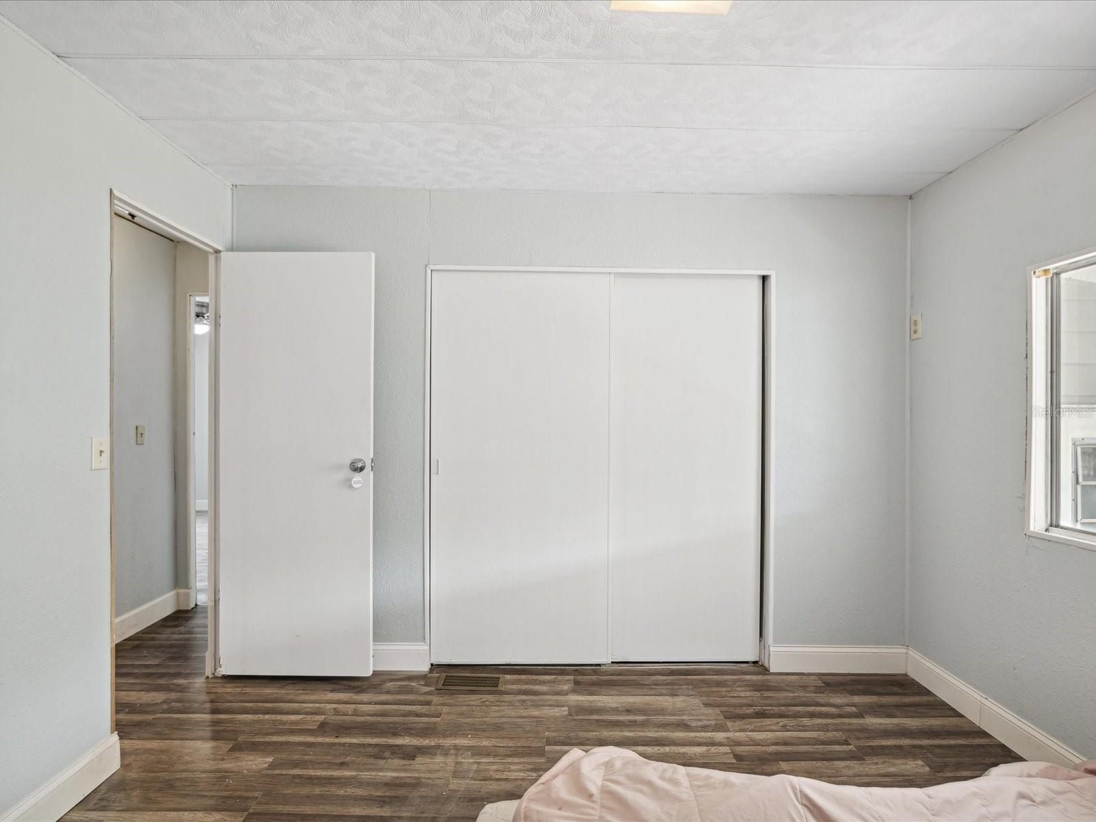 Guest bedroom