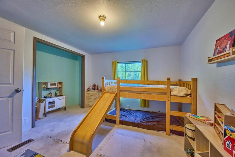 Window in guest bed allows natural light