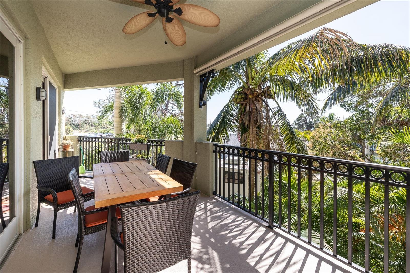 Another view of theLarge Lanai