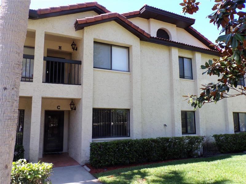 BEAUTIFUL FRONT ELEVATION WITH DESIRABLE 1ST FLOOR UNIT