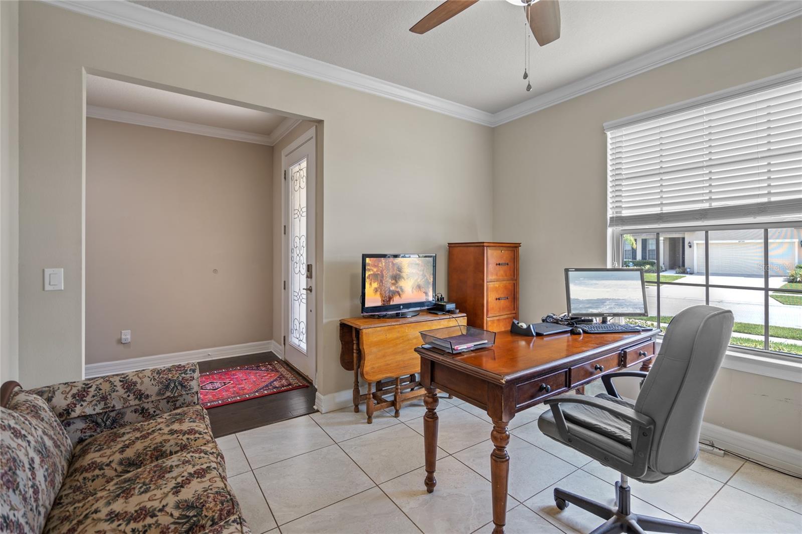 Flex Room can be a Den/Office/Study