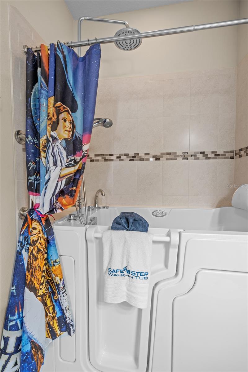 Walk in tub by Safe Step Spa