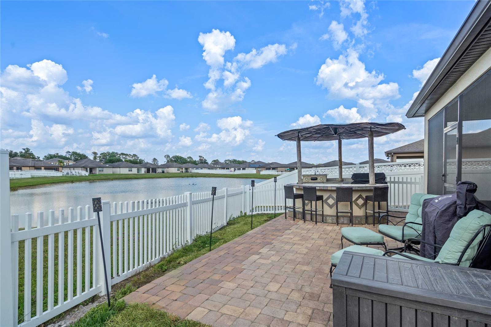 Enjoy the WATER VIEW &amp; Sunbathe all Summer