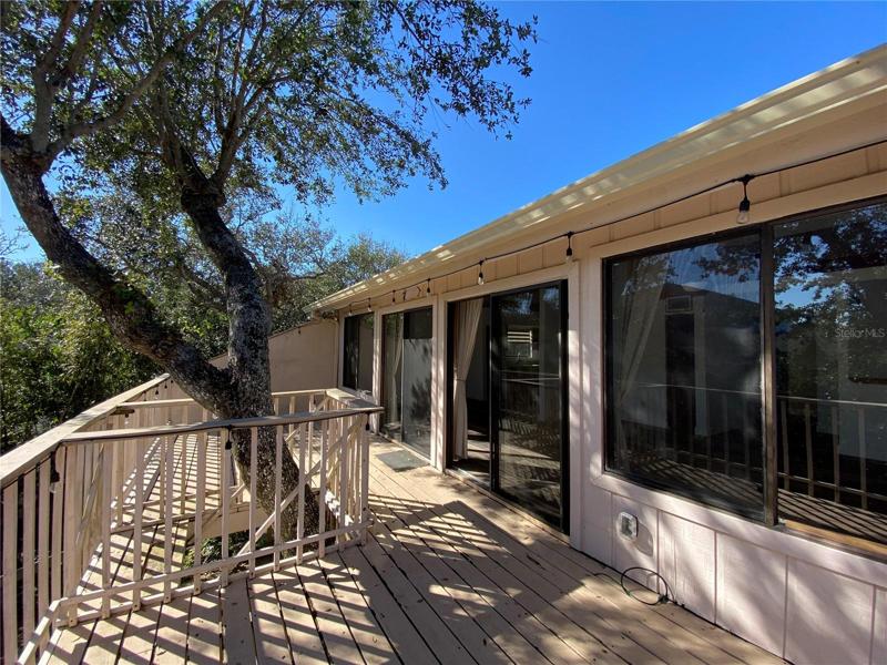 upstairs deck