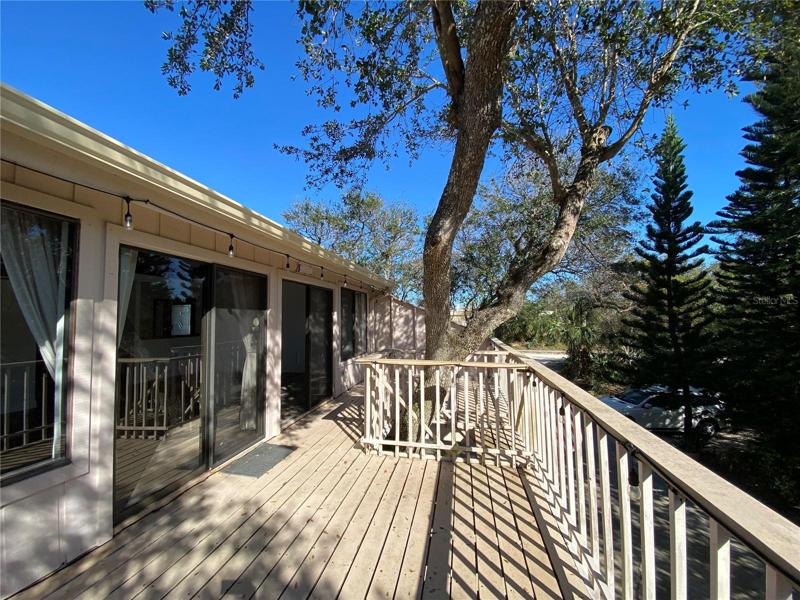upstairs deck
