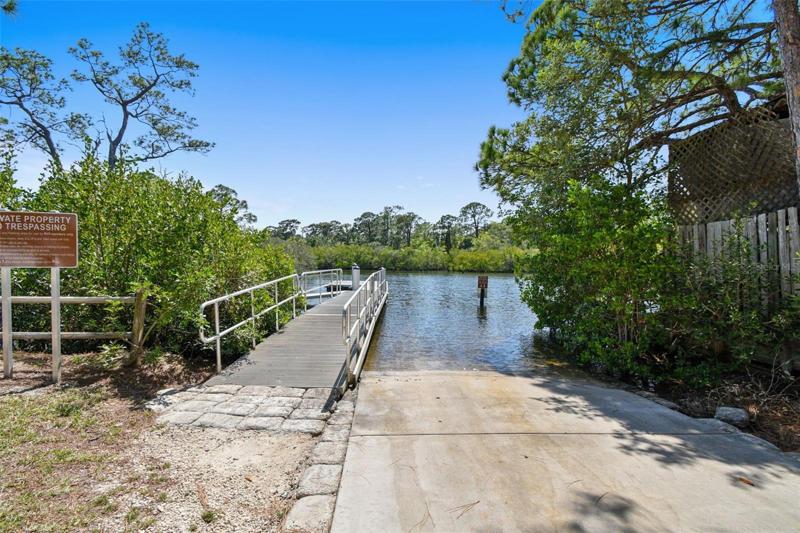boat ramp with bay access in minutes