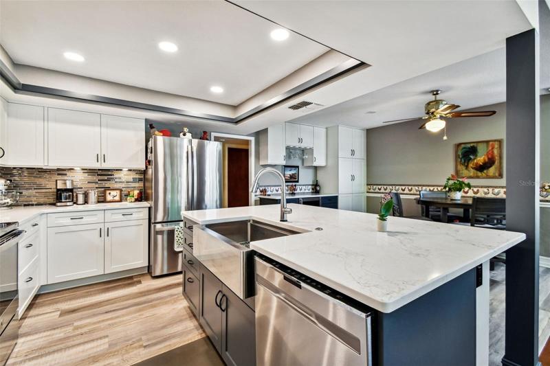 gorgeous kitchen
