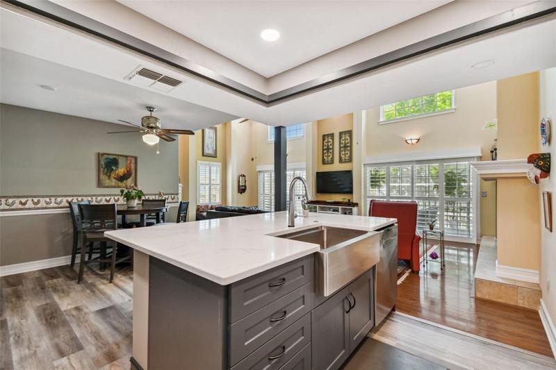 Kitchen Island 