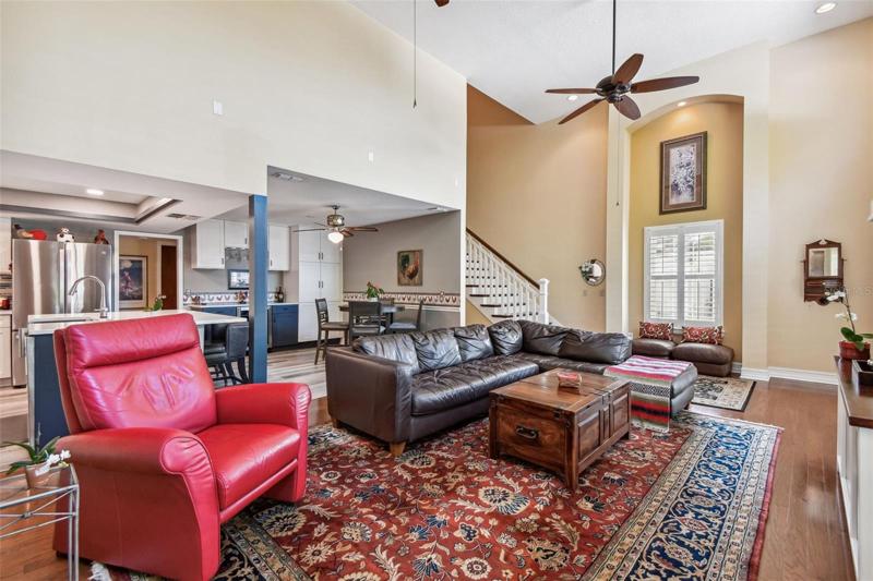 living room 