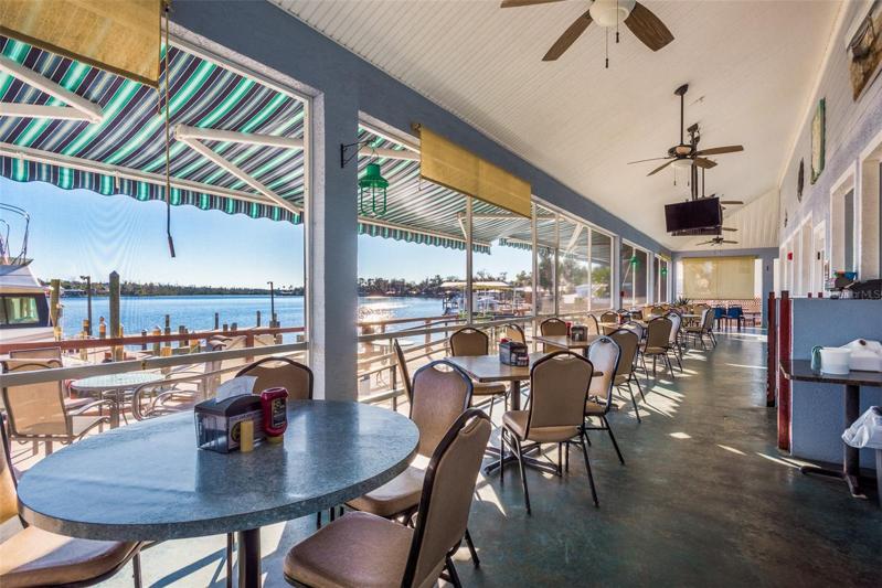 Screened Dining Area