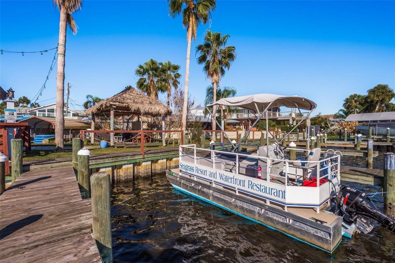 Rental Pontoon Included
