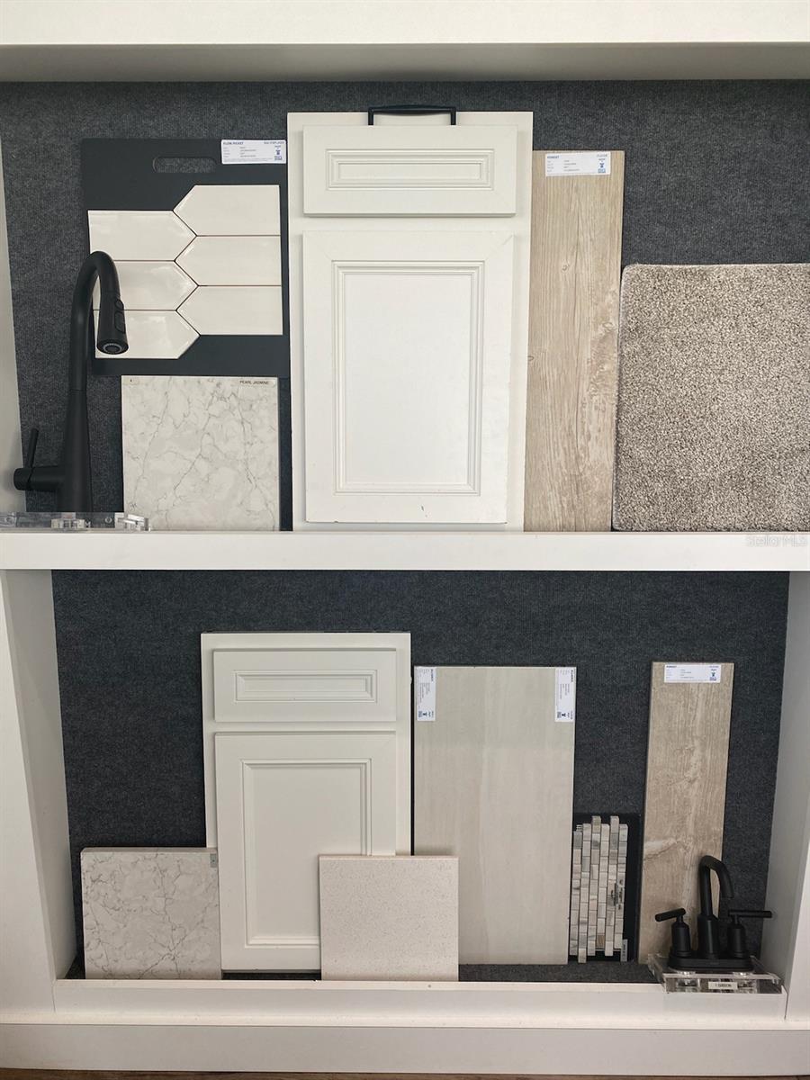 Professionally curated design finishes for homesite. Colors, finishes, textures and options may appear differently in person due to variations in monitors and viewing devices.
