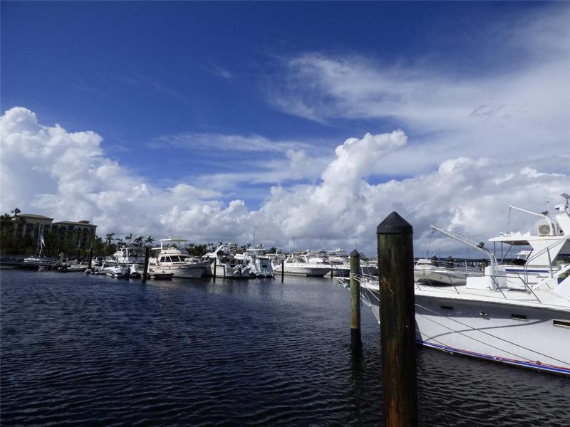 Riverfront of Charlotte Harbor nearby