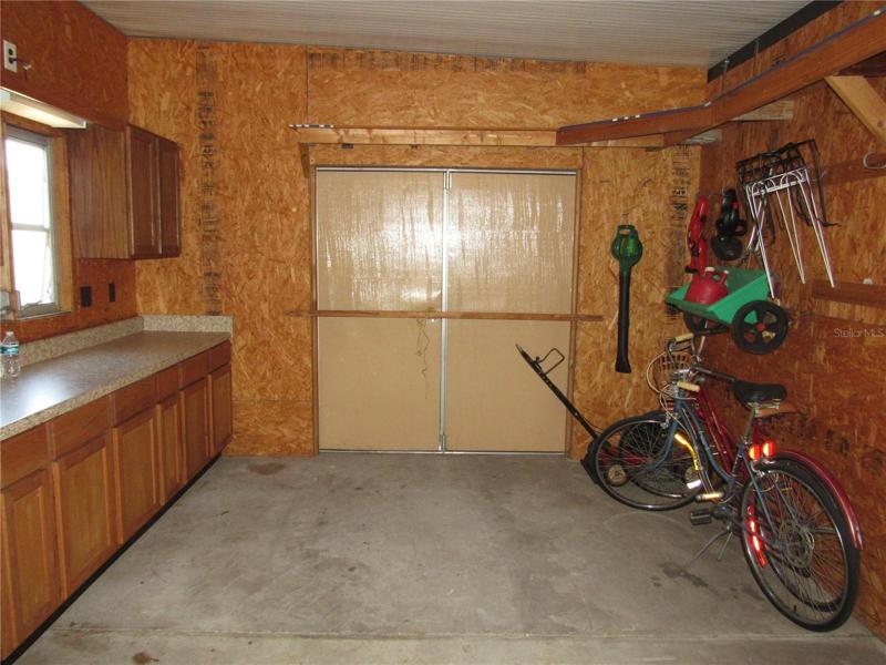 golfcart/utility room.