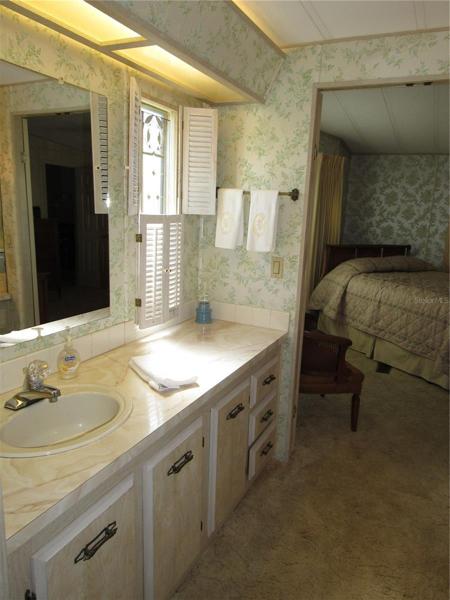 Nice well-lit vanity.