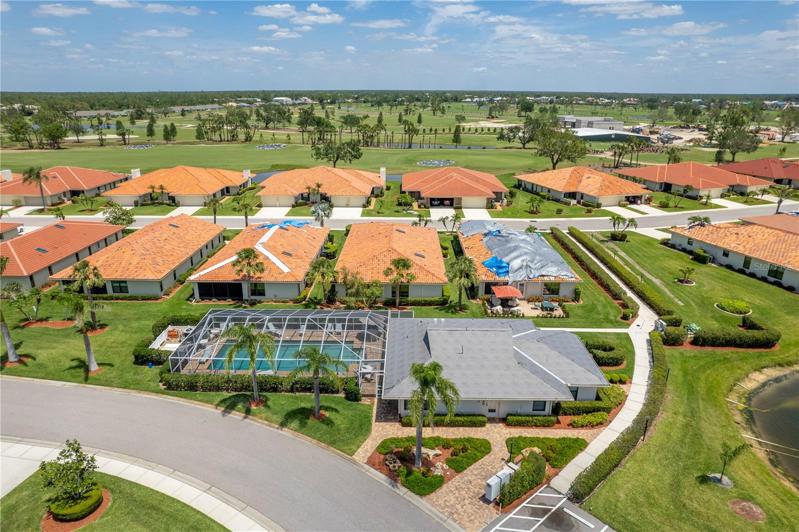 Clubhouse & Pool