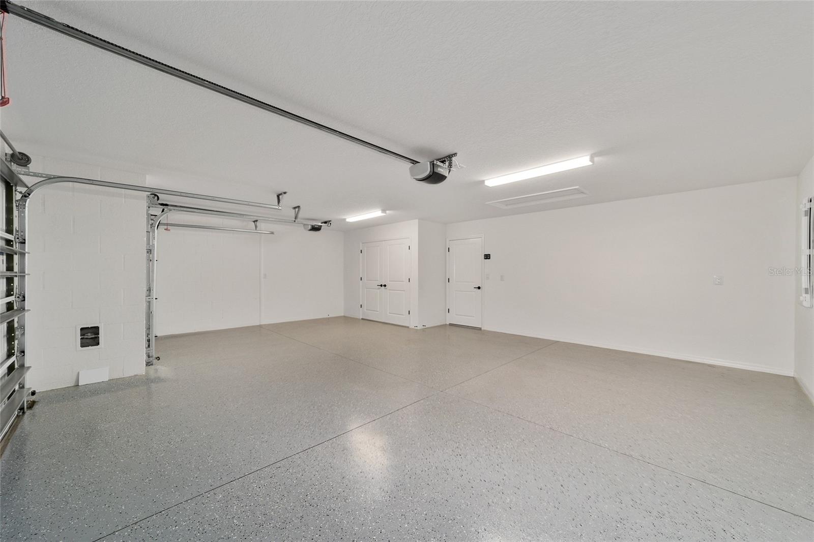 Garage w/ Epoxy Floor