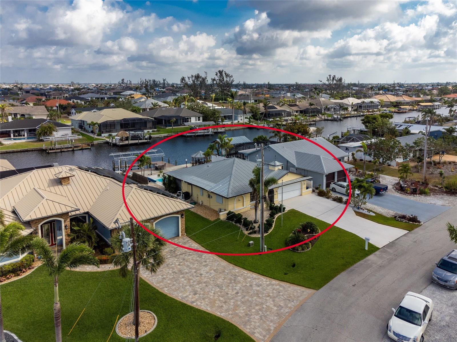 This home had this metal roof put on in 2001 and the Seller was told it should last 40 to 60 years.