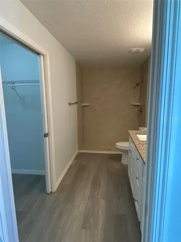 Master Bathroom/Closet