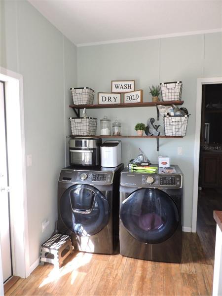 Laundry Room HOOK UP ONLY W/D DO NOT STAY