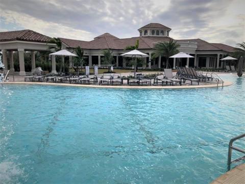 AMENITY CENTER