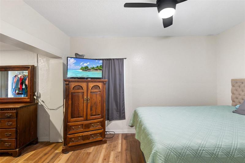 2nd Bedroom